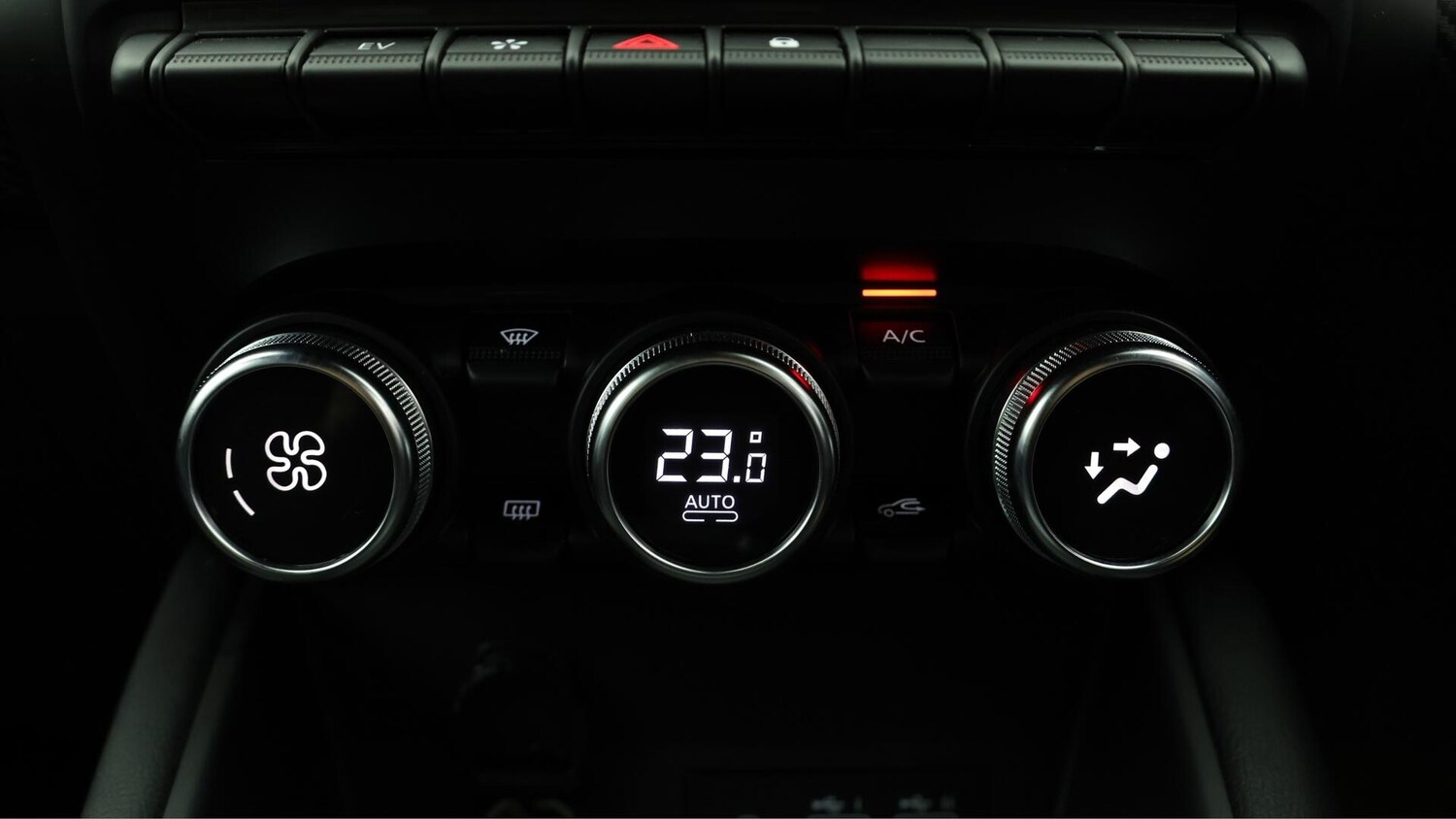 Used Renault Captur 2023 for sale - 76042187: Photo 13