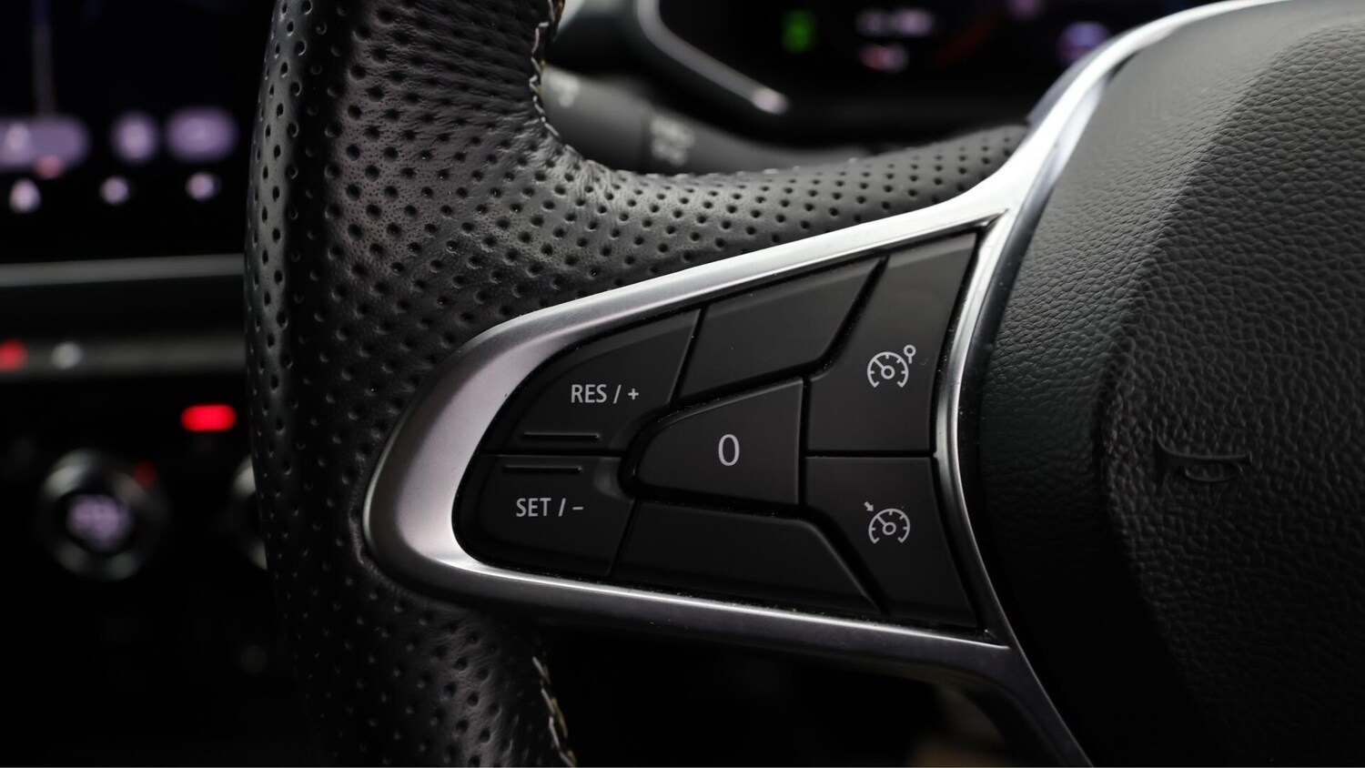 Used Renault Captur 2023 for sale - 76042187: Photo 23