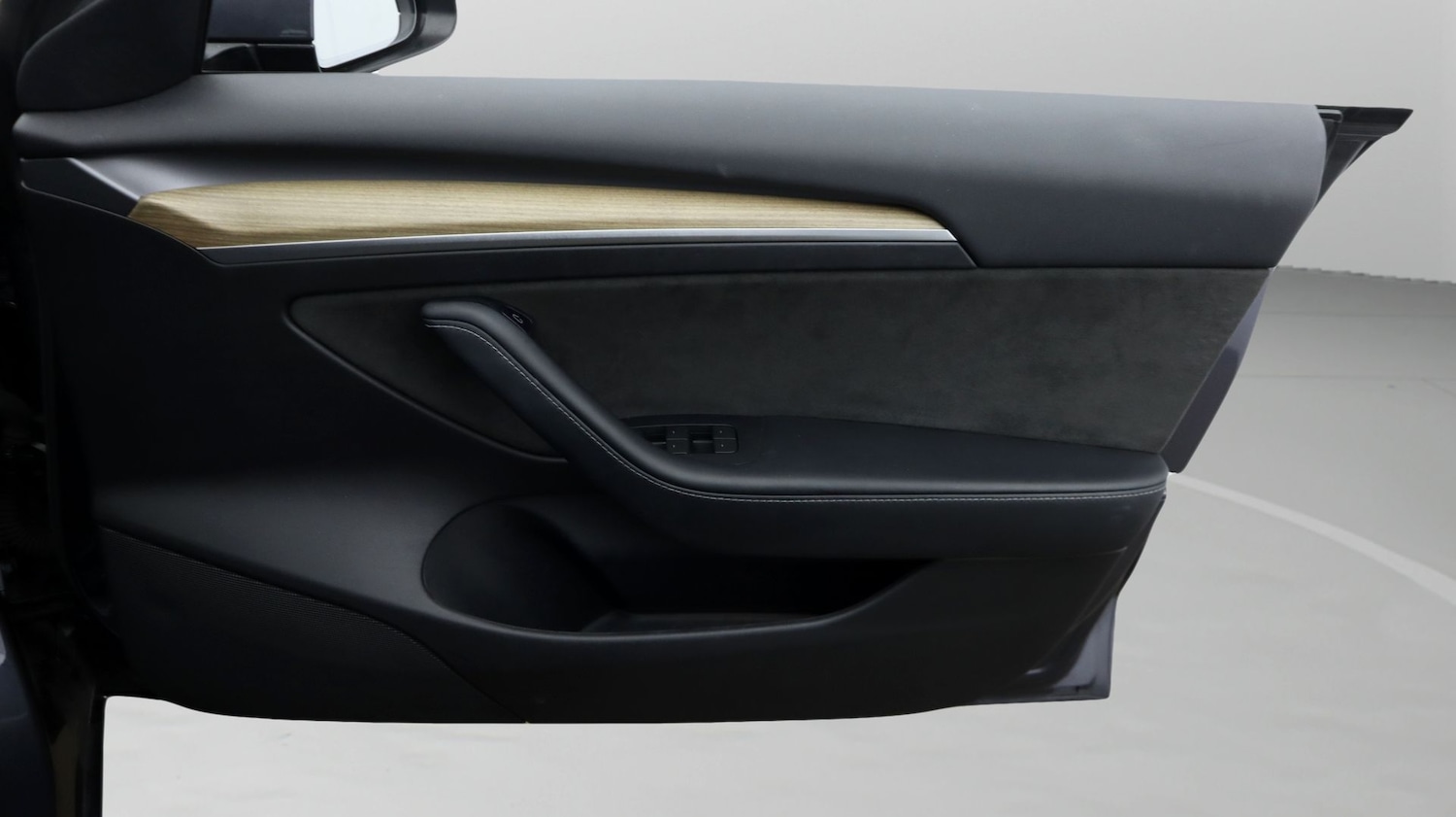 Used Tesla Model 3 2023 for sale - 77435559: Photo 15