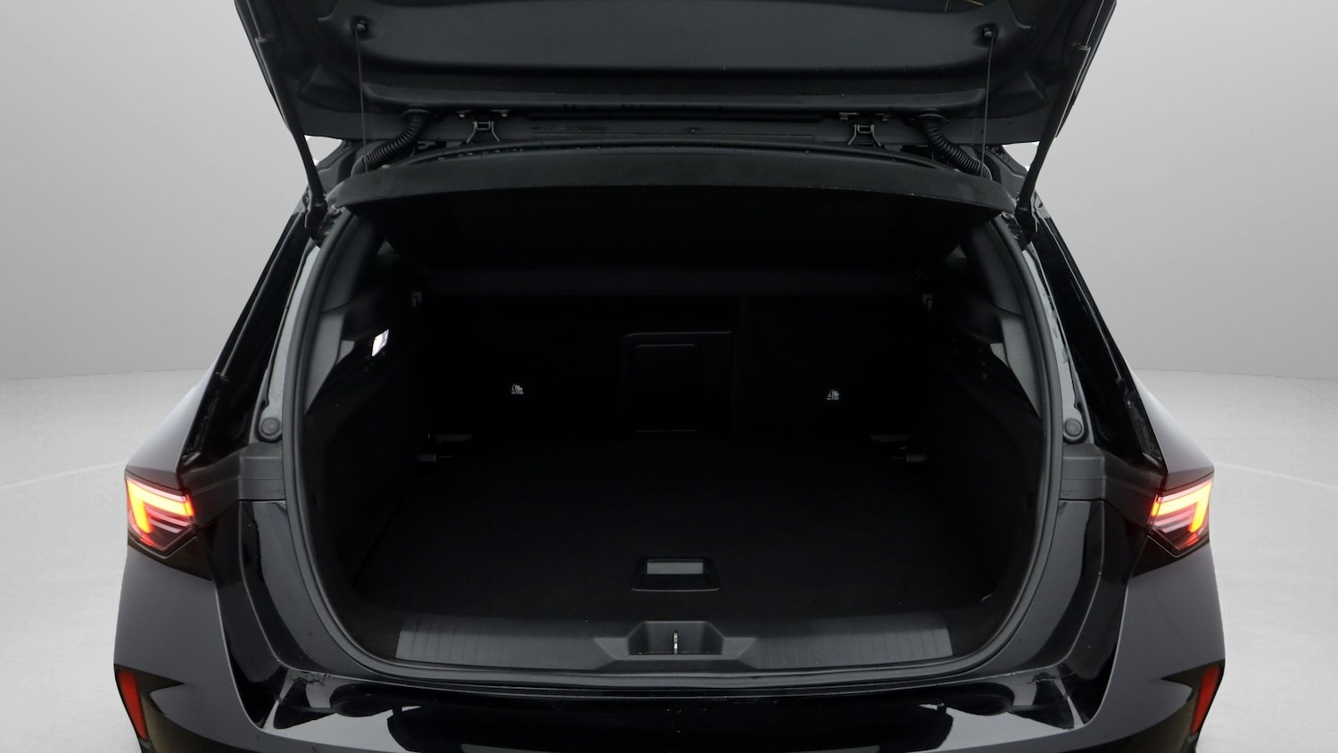 Used Vauxhall Astra 2022 for sale - 77363235: Photo 17