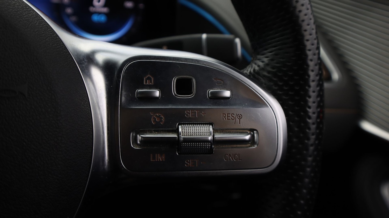 Used Mercedes-Benz EQC 2021 for sale - 77181642: Photo 24