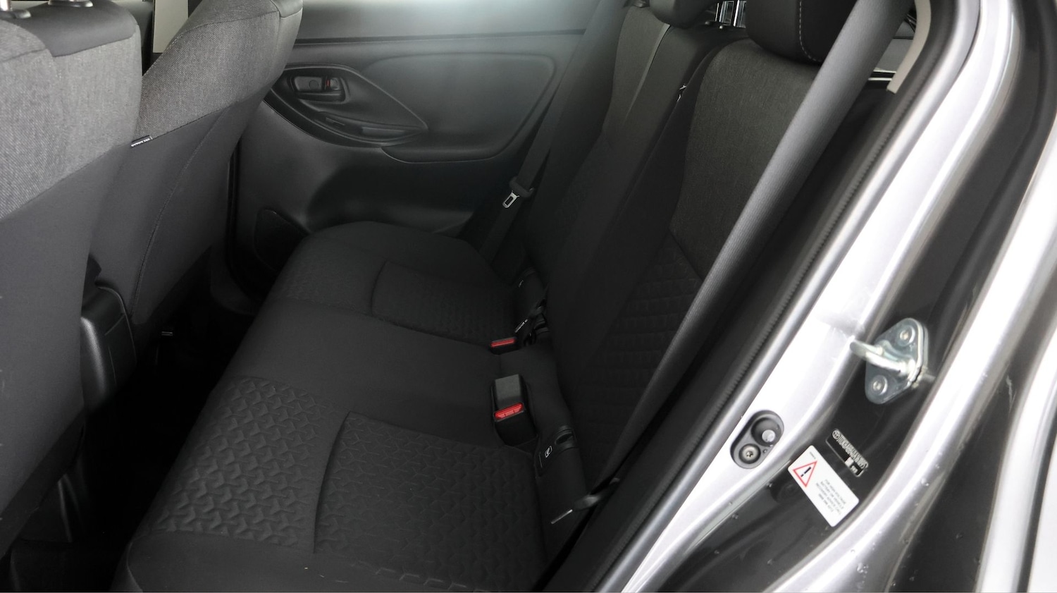 Used Toyota Yaris Cross 2023 for sale - 77932838: Photo 15