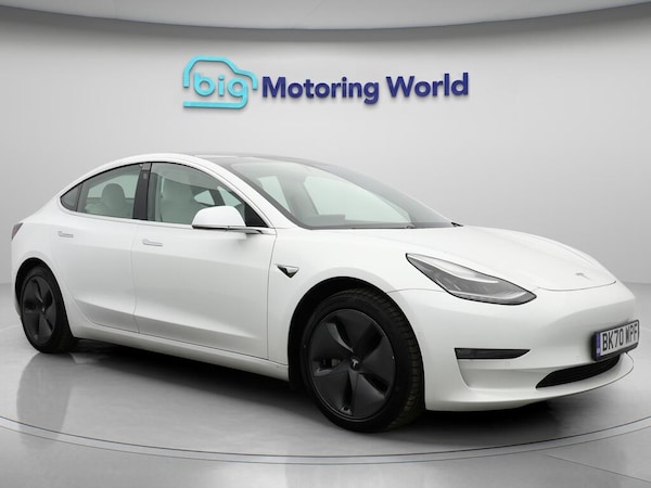 Used Tesla Model 3 2020 for sale - 76215371: Photo 1