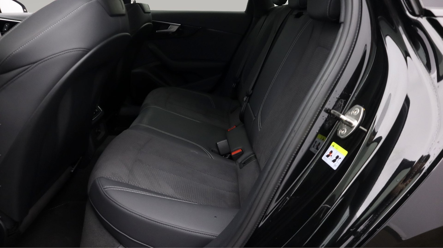 Used Audi A4 2023 for sale - 77181470: Photo 16