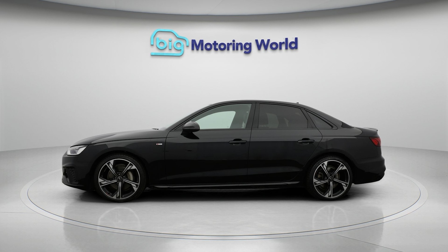 Used Audi A4 2023 for sale - 77181470: Photo 4