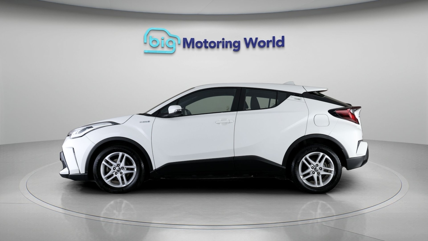 Used Toyota C-HR 2022 for sale - 77282389: Photo 4