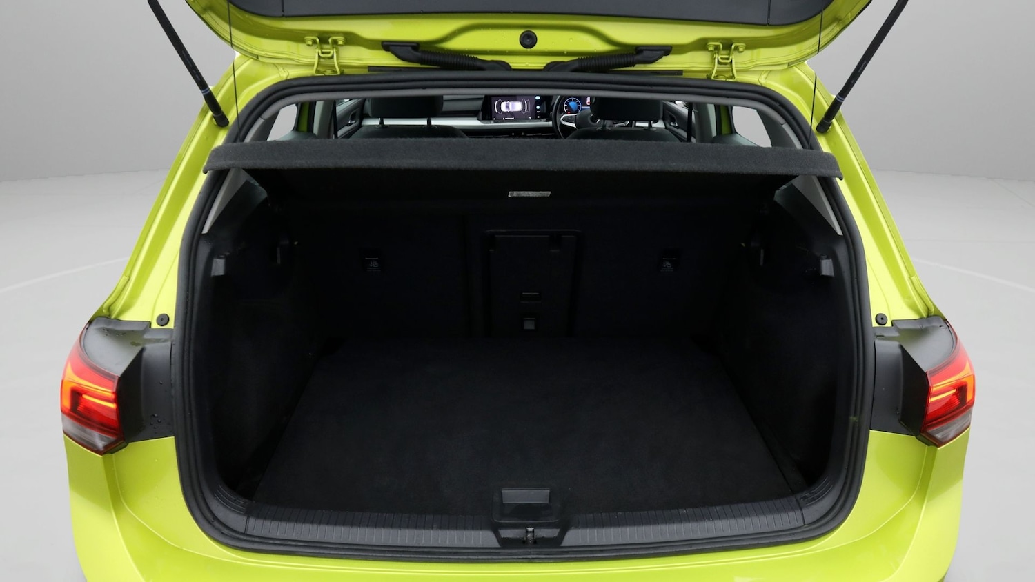 Used Volkswagen Golf 2022 for sale - 77877696: Photo 17