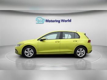 Used Volkswagen Golf 2022 for sale - 77877696: Photo