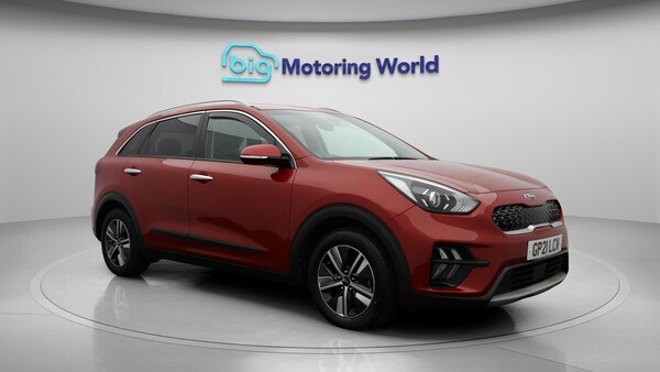 Used Kia Niro 2021 for sale - 76167475: Photo 2