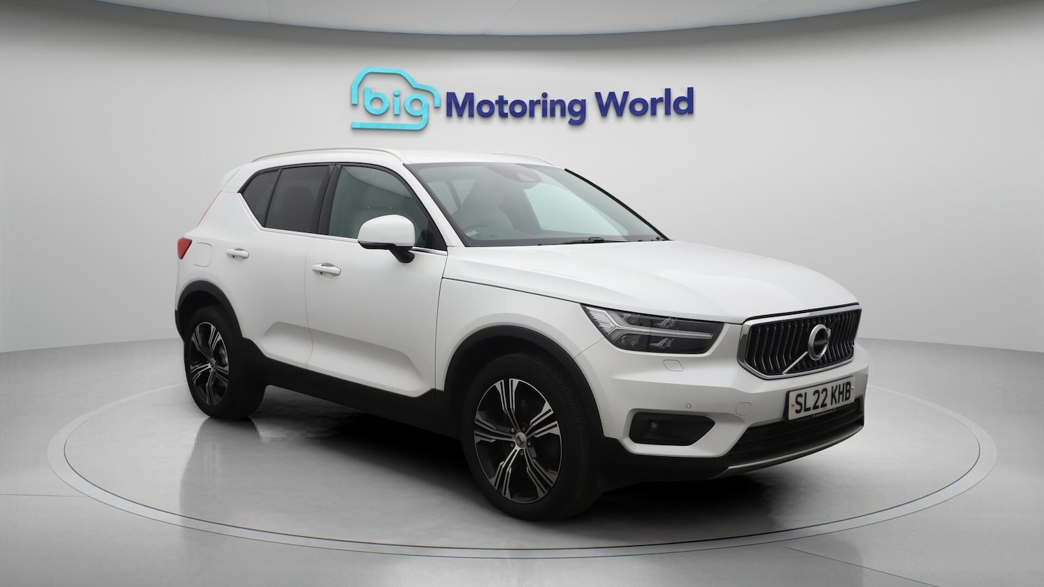 Used Volvo XC40 2022 for sale - 76700827: Photo 2