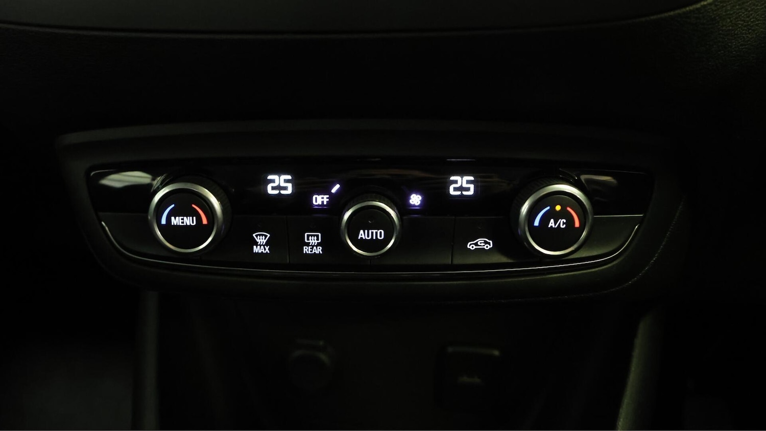 Used Vauxhall Crossland X for sale - 76485167: Photo 12