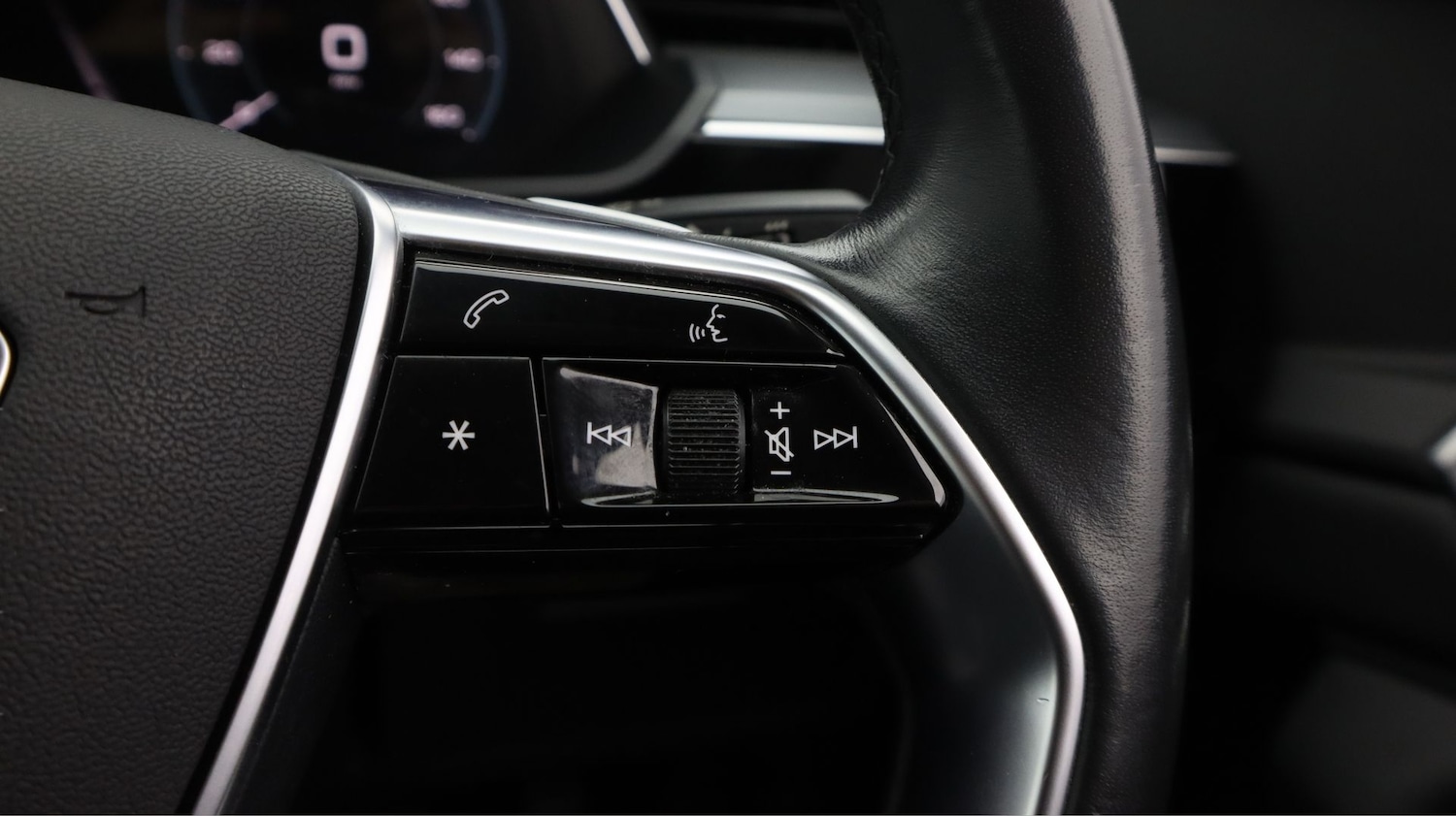 Used Audi e-tron 2022 for sale - 77490565: Photo 25