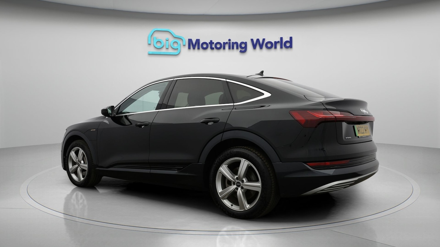 Used Audi e-tron 2022 for sale - 77490565: Photo 5