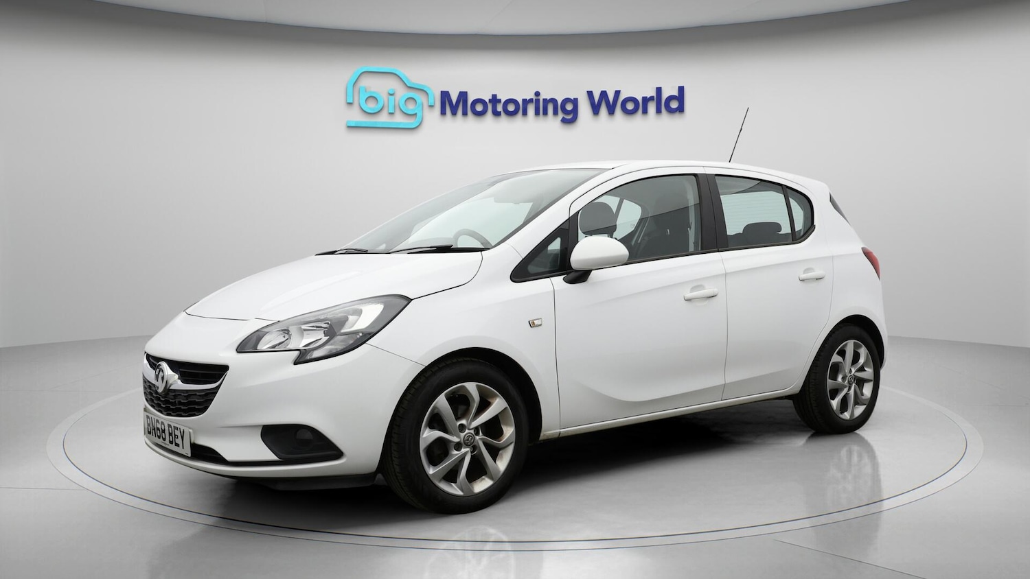 Used Vauxhall Corsa 2018 for sale - 76380785: Photo 3