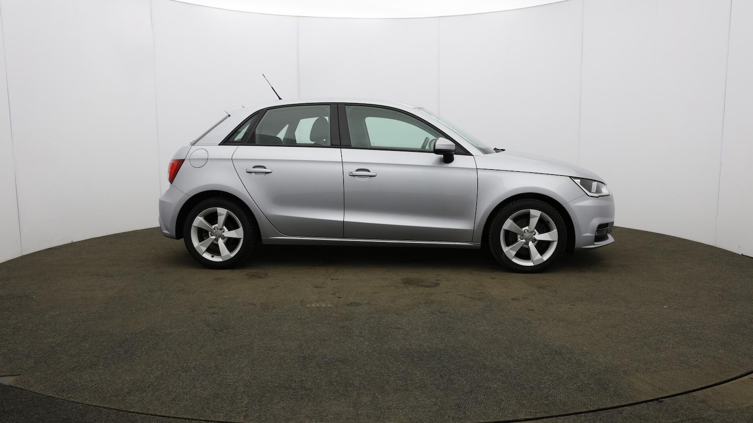 Used Audi A1 2017 for sale - 76137393: Photo 41