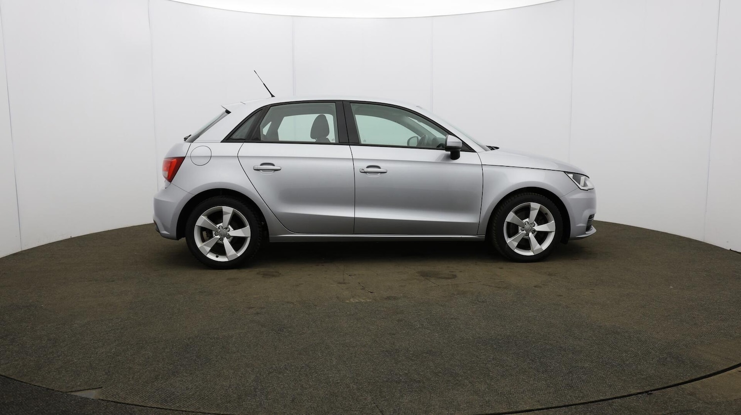 Used Audi A1 2017 for sale - 76137393: Photo 42