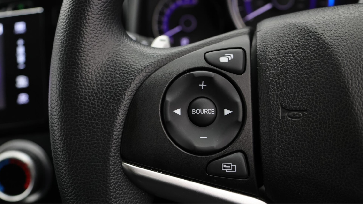 Used Honda Jazz 2019 for sale - 76389360: Photo 21