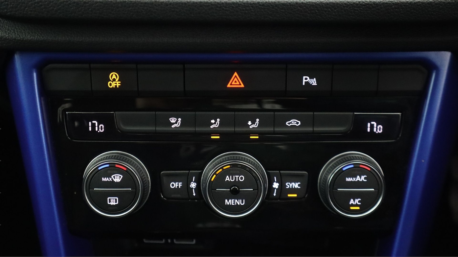 Used Volkswagen T-Roc 2018 for sale - 77946921: Photo 12