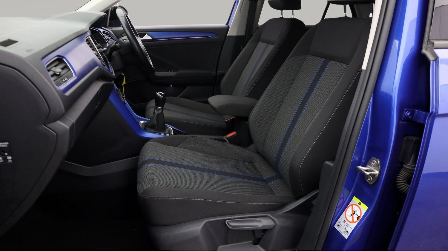 Used Volkswagen T-Roc 2018 for sale - 77946921: Photo 14