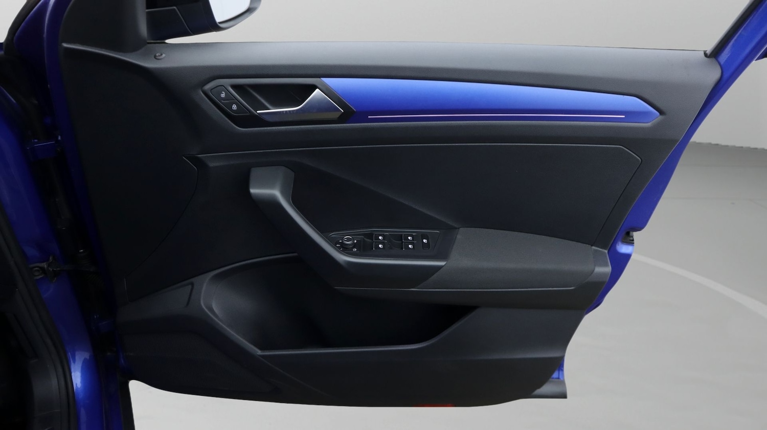 Used Volkswagen T-Roc 2018 for sale - 77946921: Photo 15