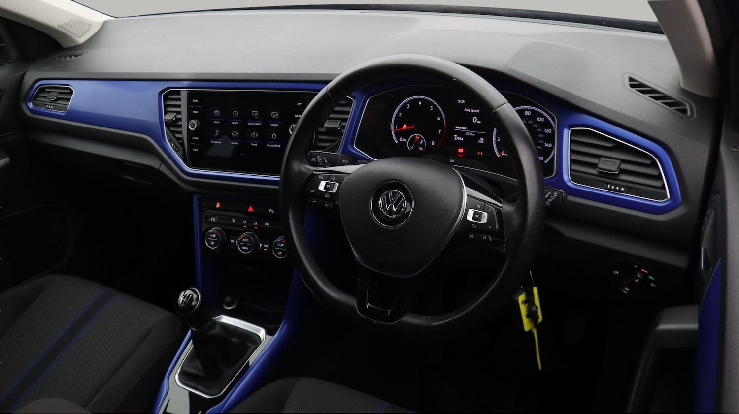 Used Volkswagen T-Roc 2018 for sale - 77946921: Photo 9