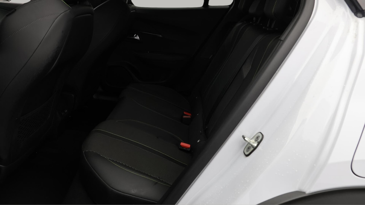 Used Peugeot E-2008 2024 for sale - 76137786: Photo 17