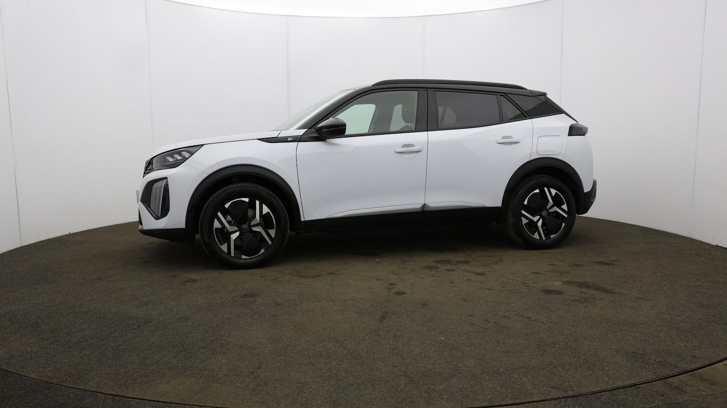 Used Peugeot E-2008 2024 for sale - 76137786: Photo 32