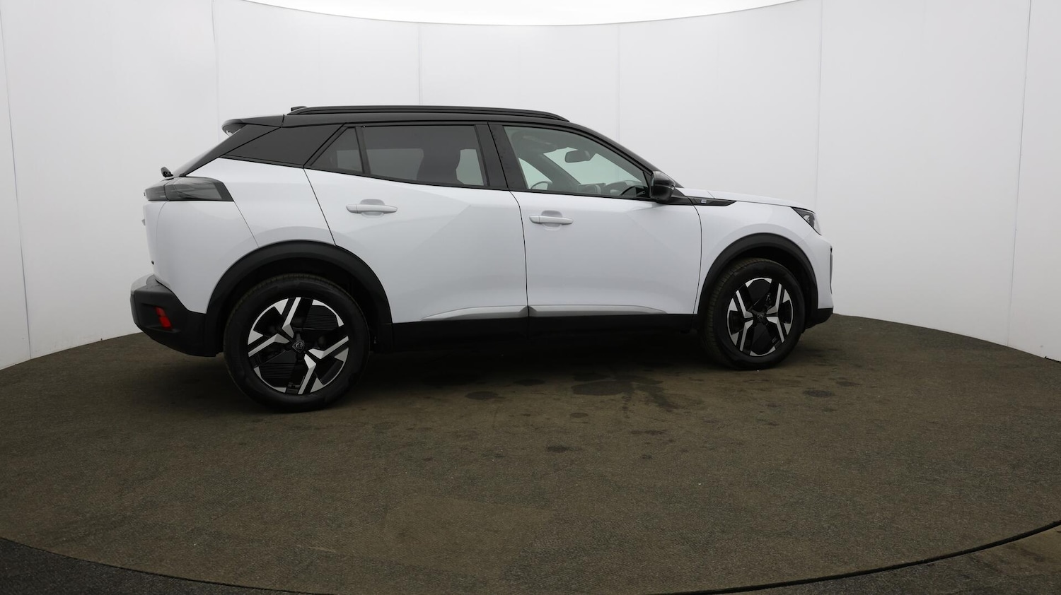 Used Peugeot E-2008 2024 for sale - 76137786: Photo 54