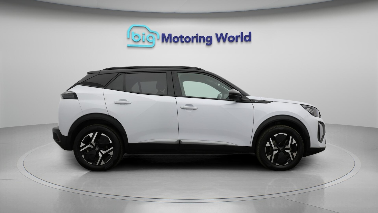 Used Peugeot E-2008 2024 for sale - 76137786: Photo 9