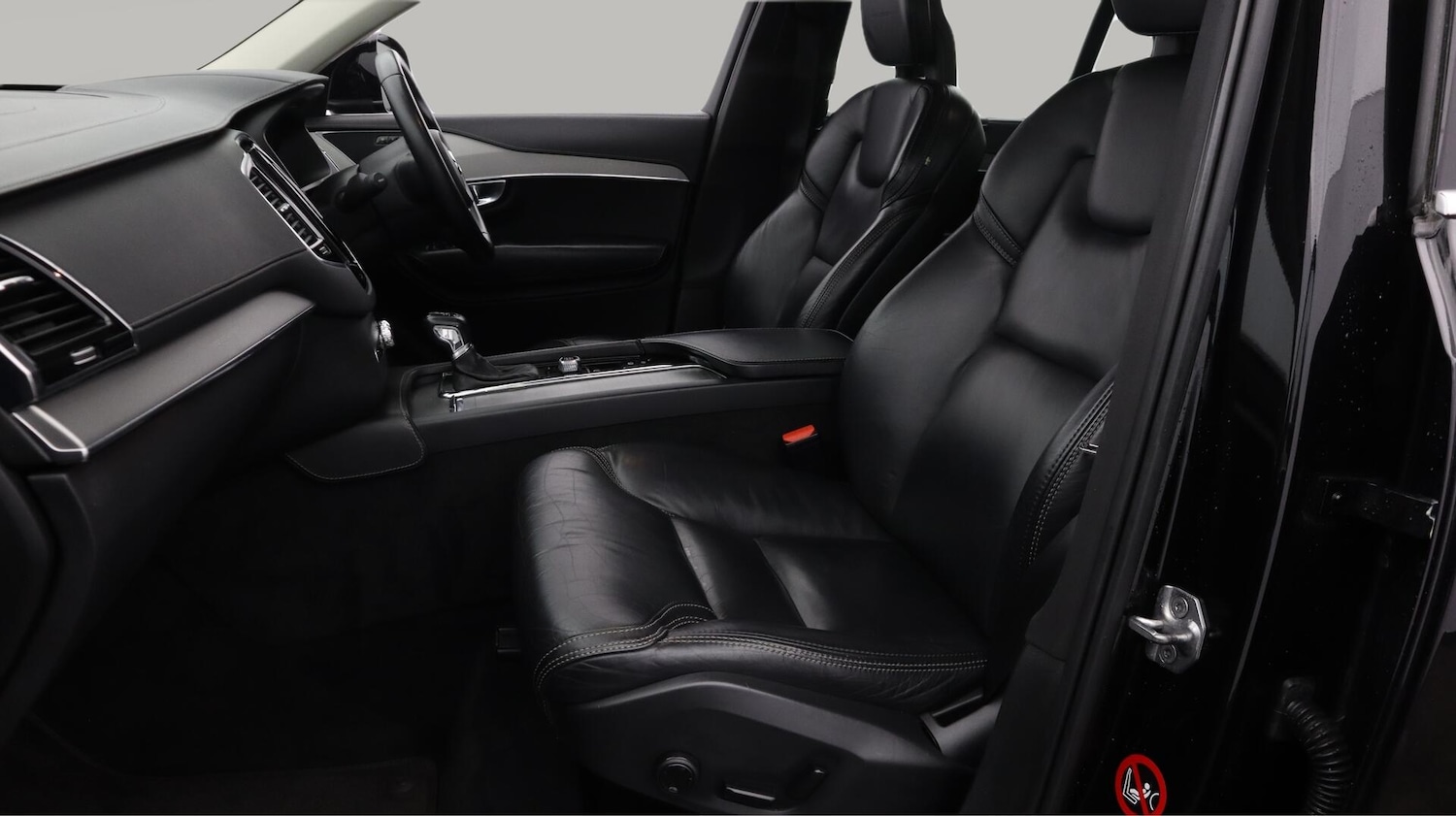 Used Volvo XC90 2017 for sale - 76592506: Photo 15