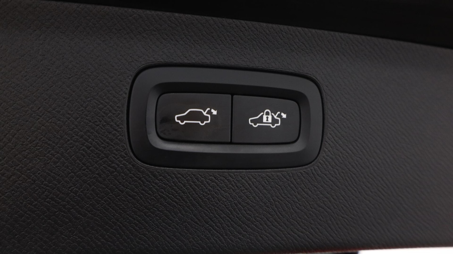 Used Volvo XC90 2017 for sale - 76592506: Photo 23