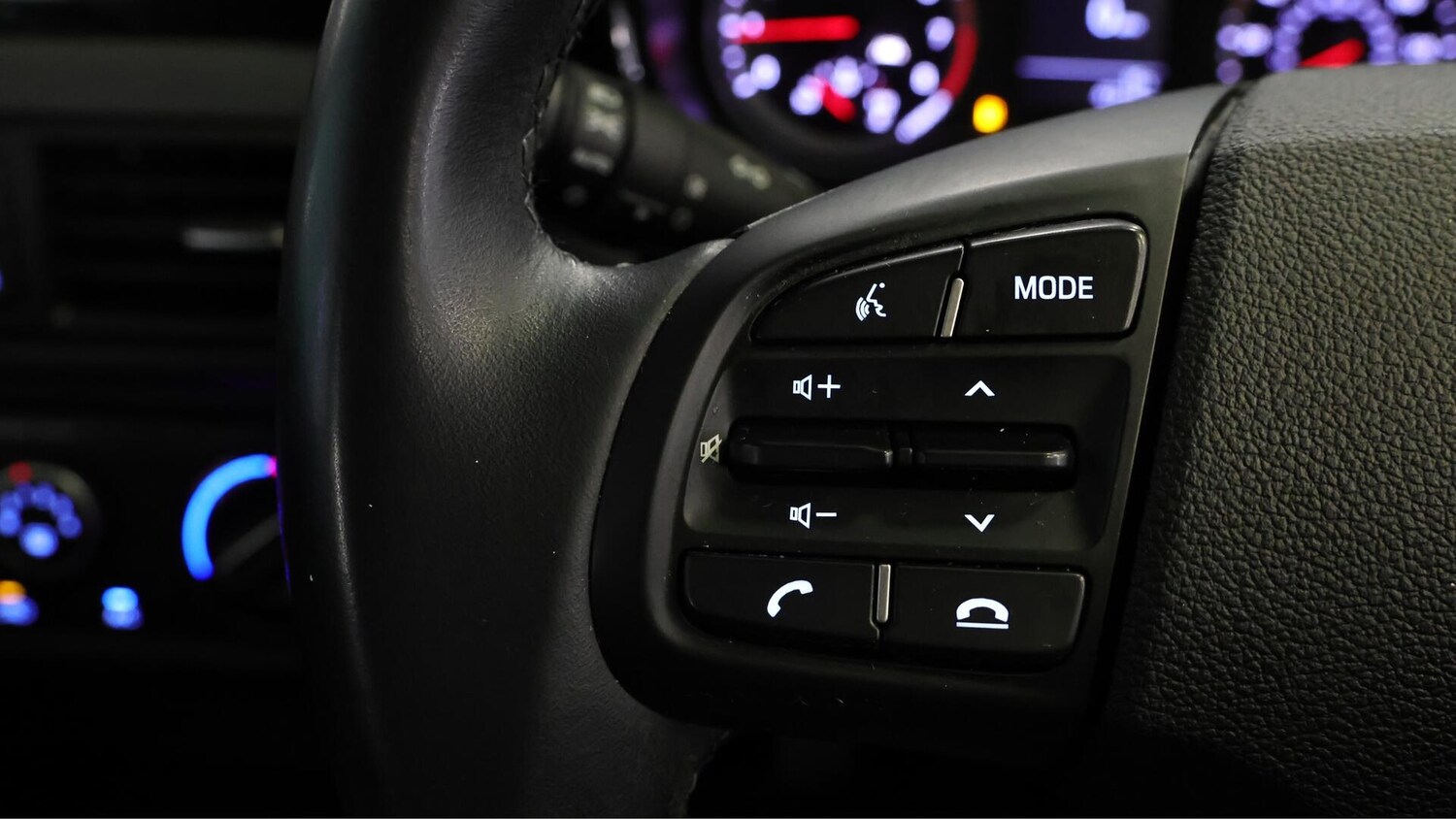 Used Hyundai i10 2022 for sale - 76307378: Photo 23