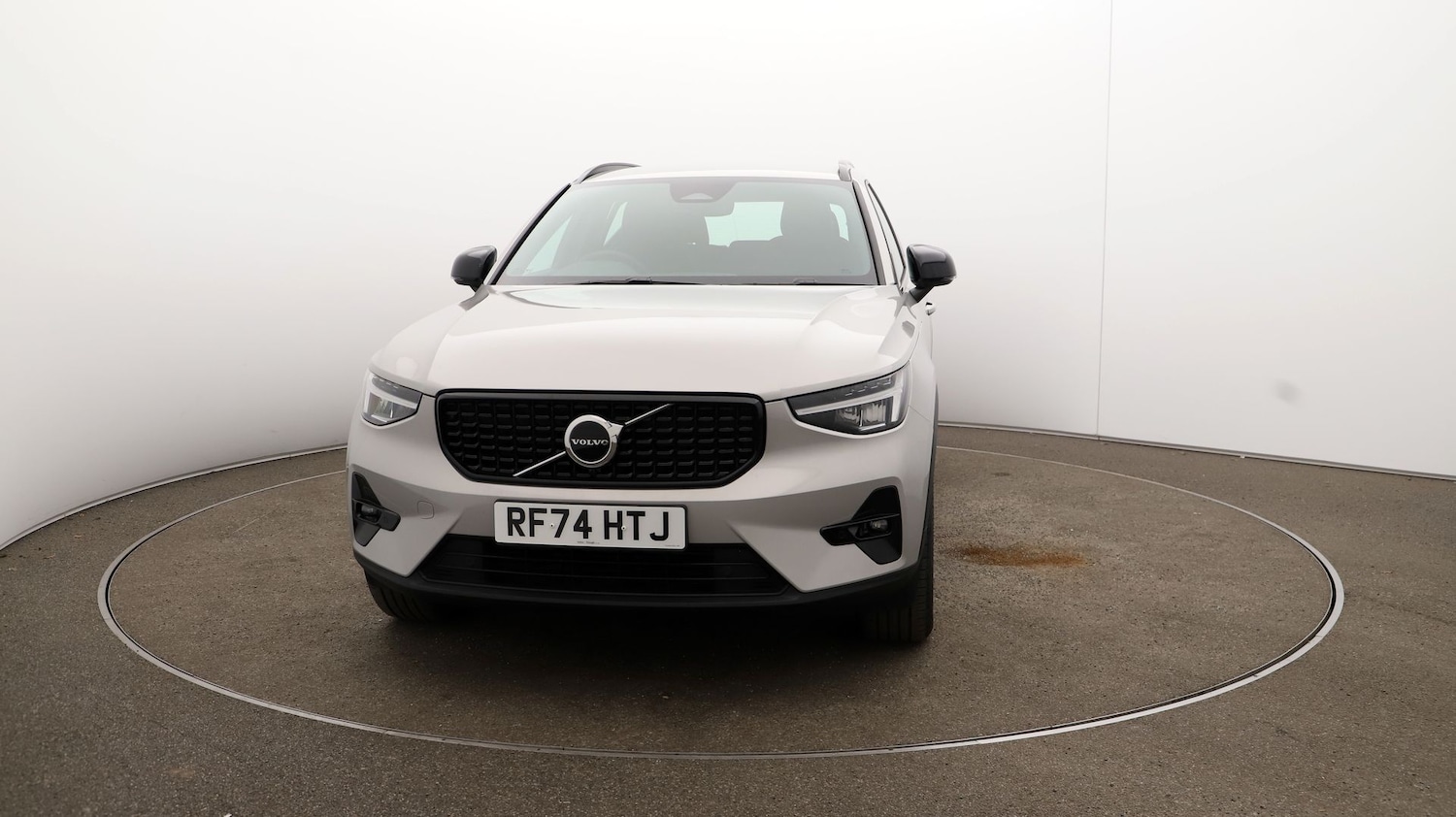 Used Volvo XC40 2024 for sale - 76810309: Photo 31