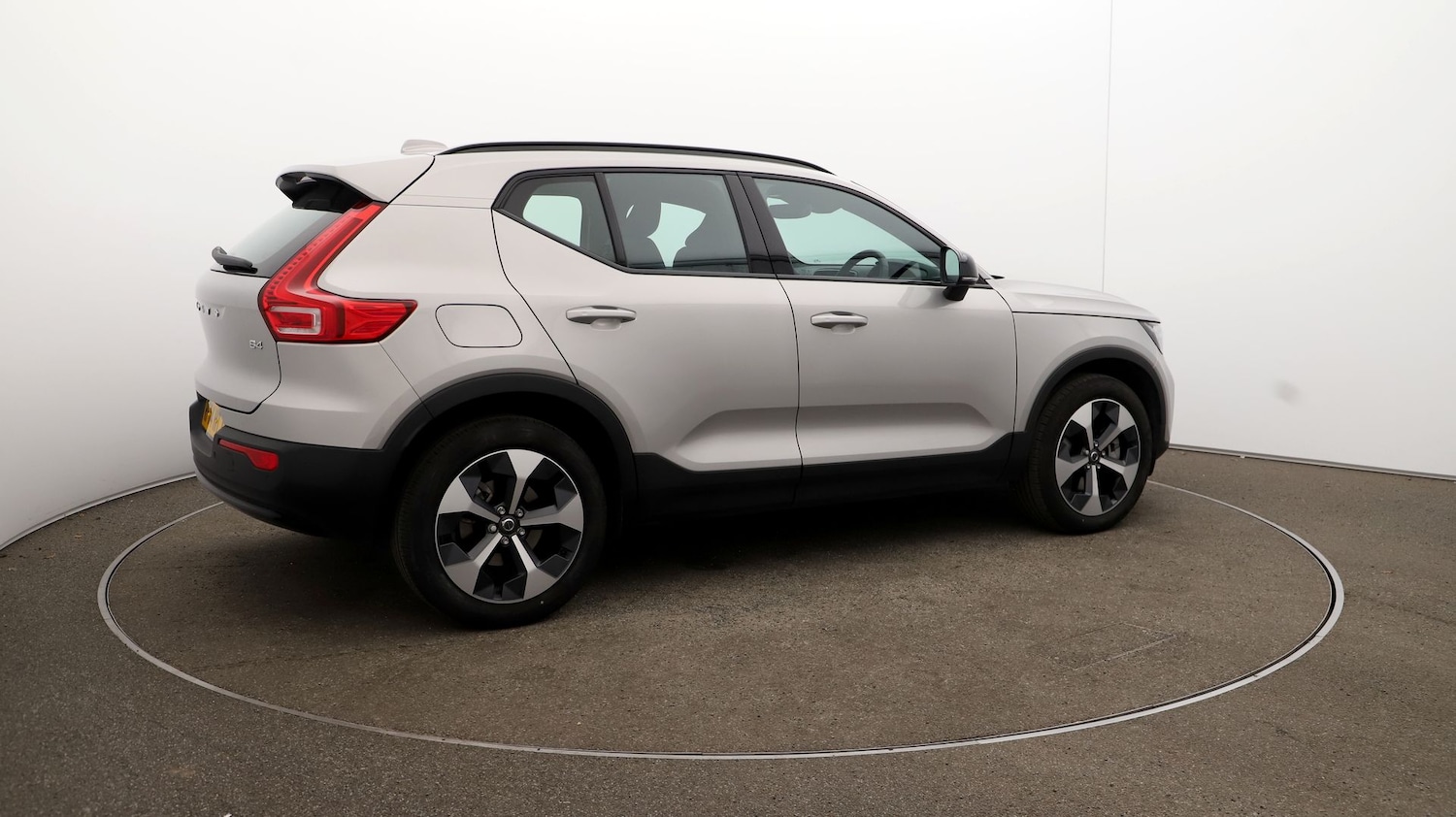 Used Volvo XC40 2024 for sale - 76810309: Photo 44