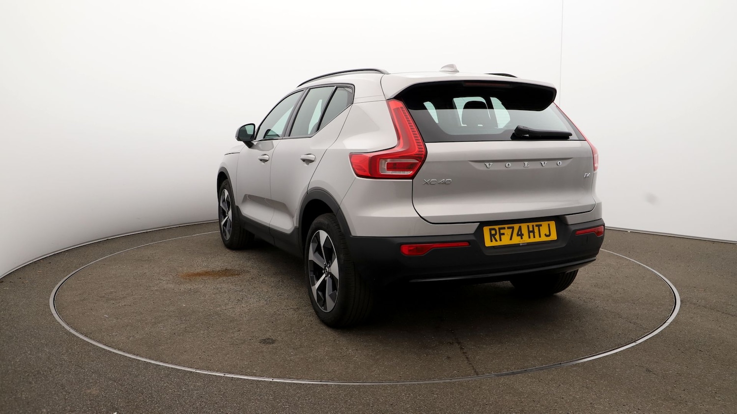 Used Volvo XC40 2024 for sale - 76810309: Photo 53