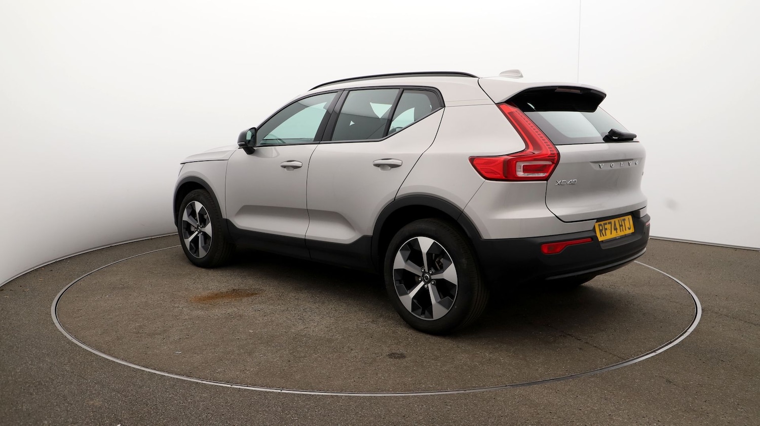 Used Volvo XC40 2024 for sale - 76810309: Photo 55
