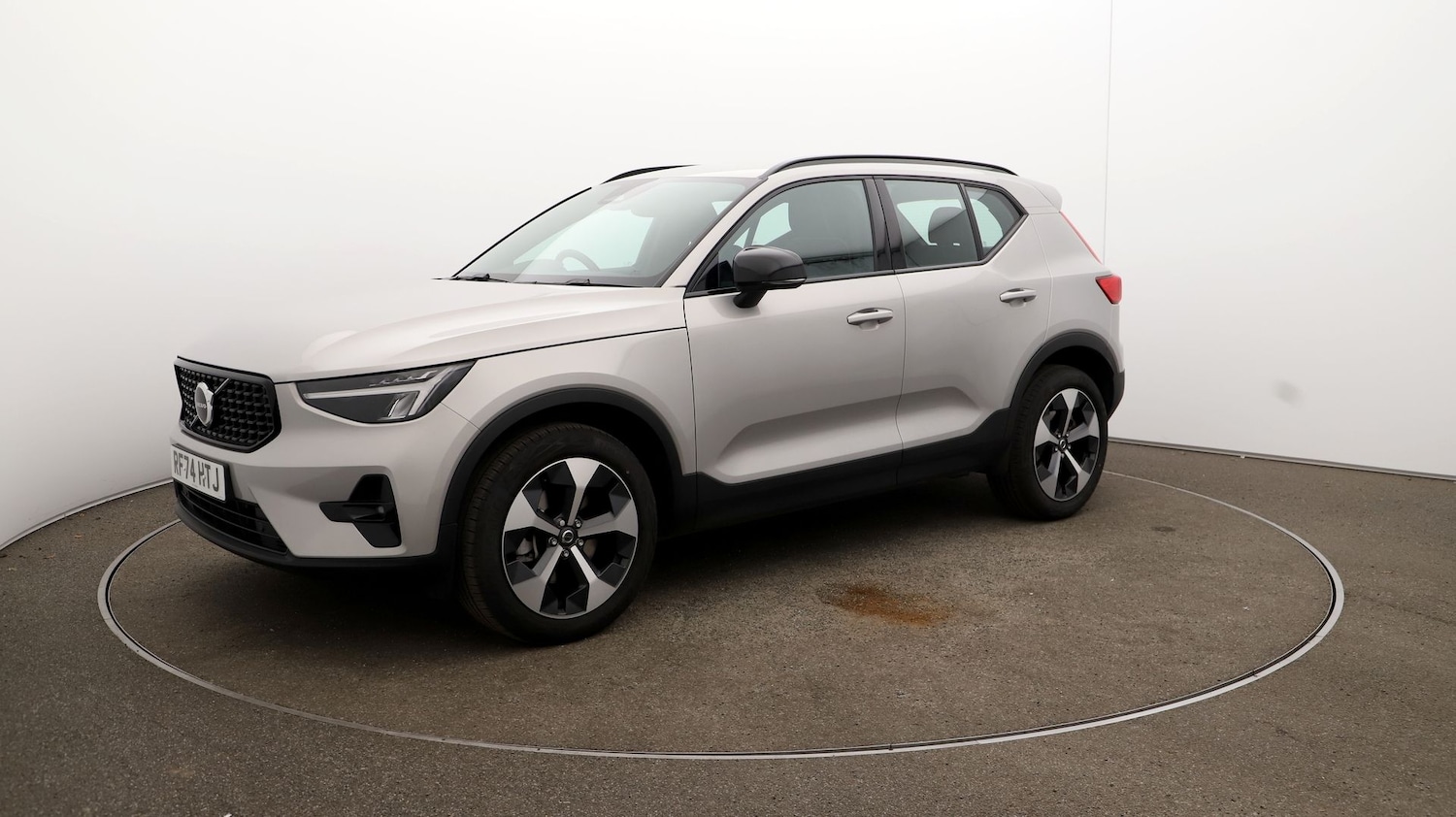 Used Volvo XC40 2024 for sale - 76810309: Photo 60