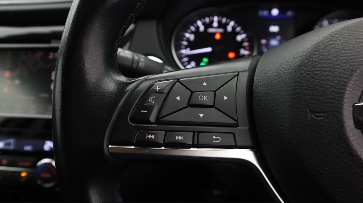 Used Nissan Qashqai 2020 for sale - 77881383: Photo 21