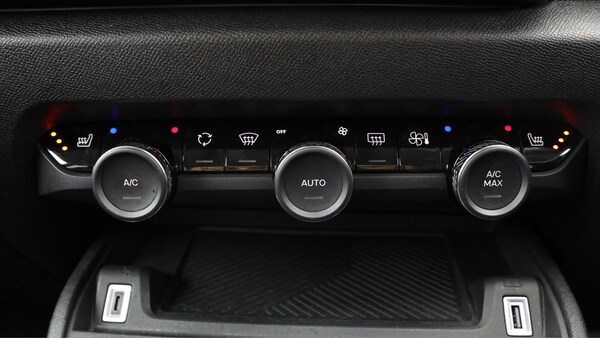 Used Citroen C4 2024 for sale - 76295707: Photo 13