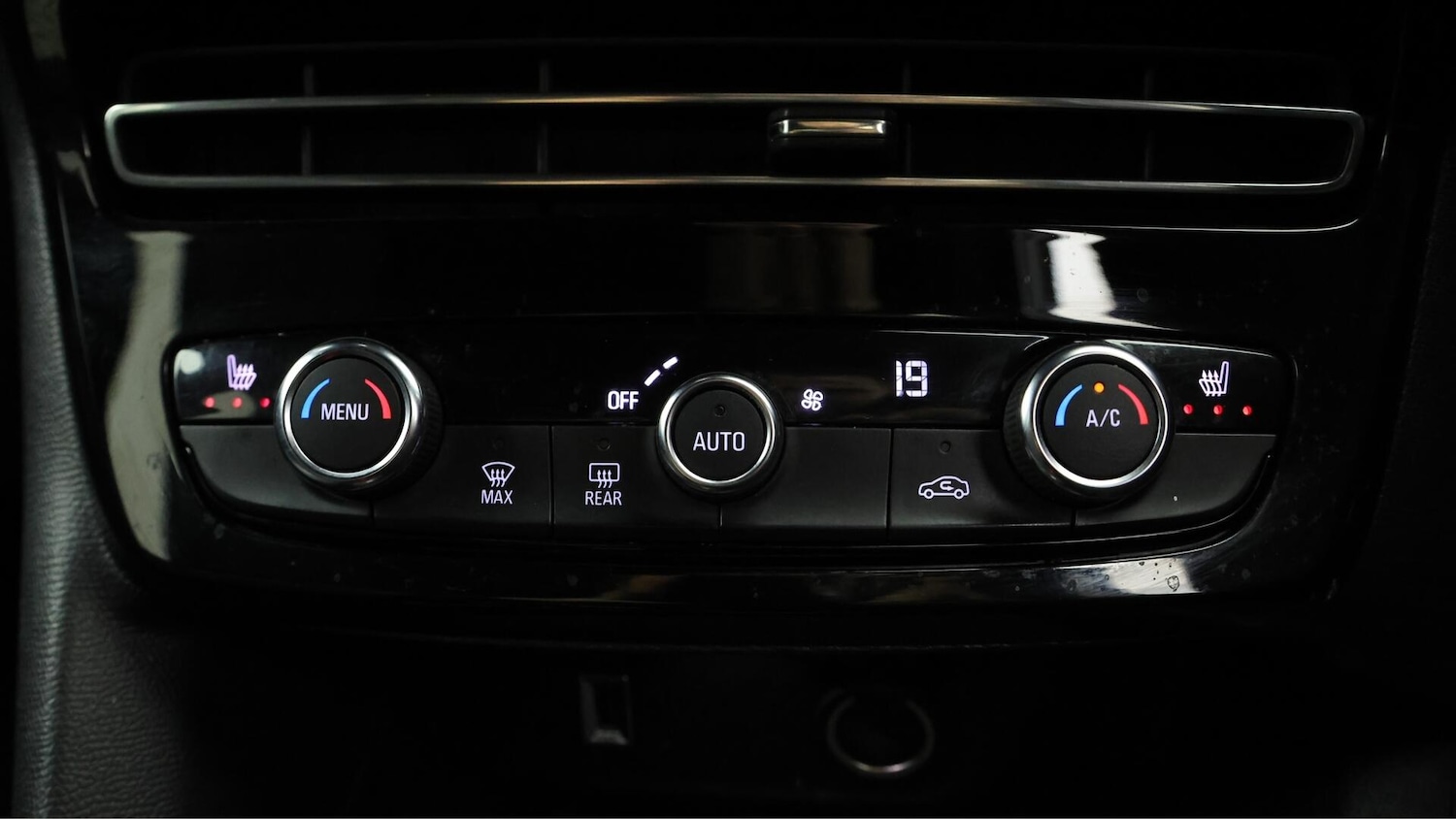 Used Vauxhall Mokka 2024 for sale - 76398744: Photo 13