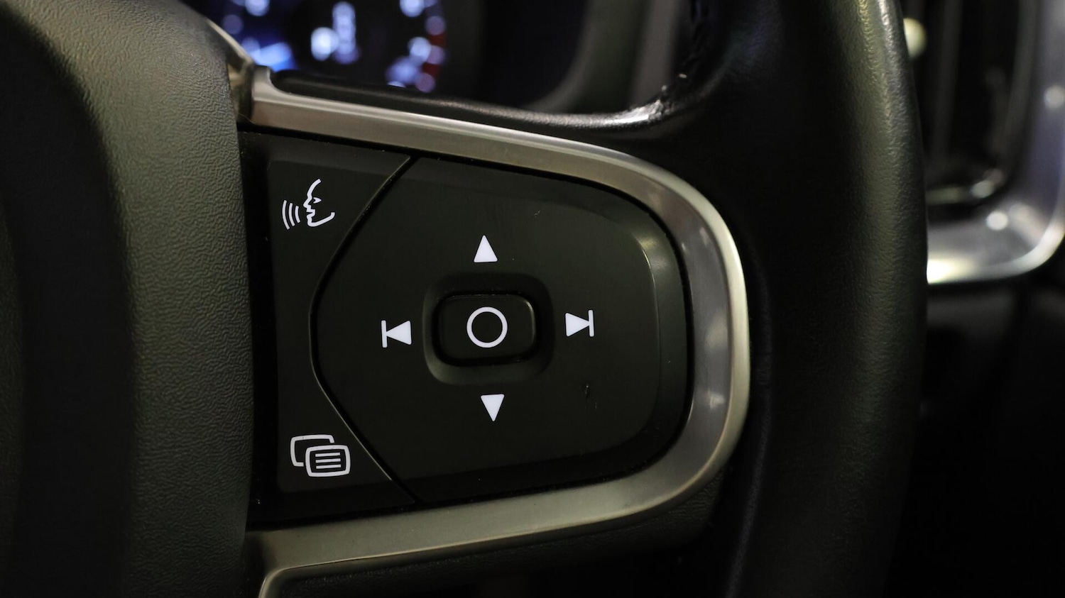 Used Volvo V60 2020 for sale - 75915033: Photo 25