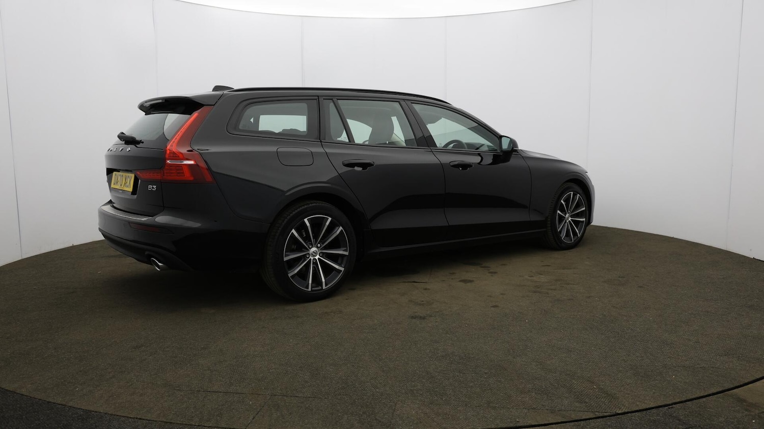 Used Volvo V60 2020 for sale - 75915033: Photo 61
