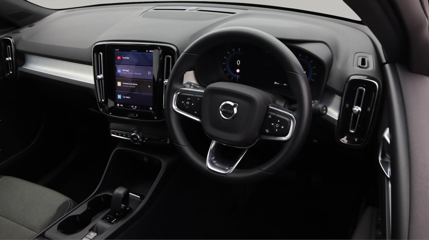 Used Volvo XC40 2022 for sale - 76702497: Photo 10