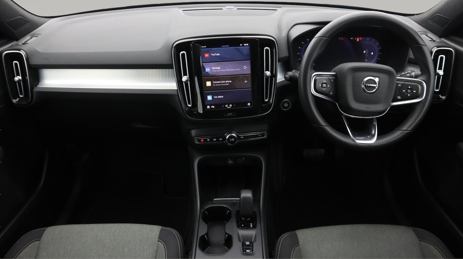 Used Volvo XC40 2022 for sale - 76702497: Photo 14