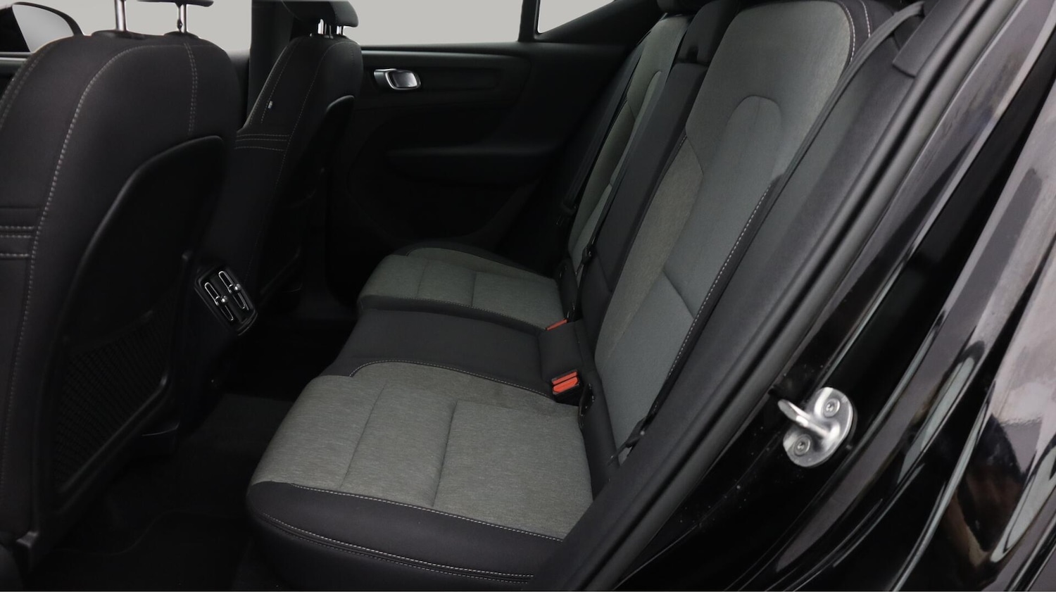 Used Volvo XC40 2022 for sale - 76702497: Photo 17