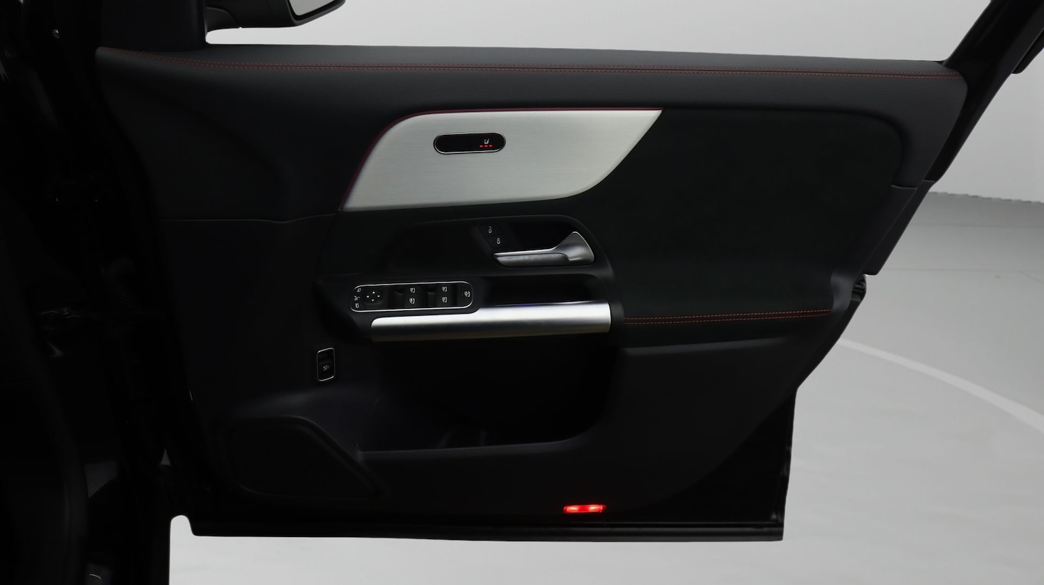 Used Mercedes-Benz EQA 2023 for sale - 77367105: Photo 15