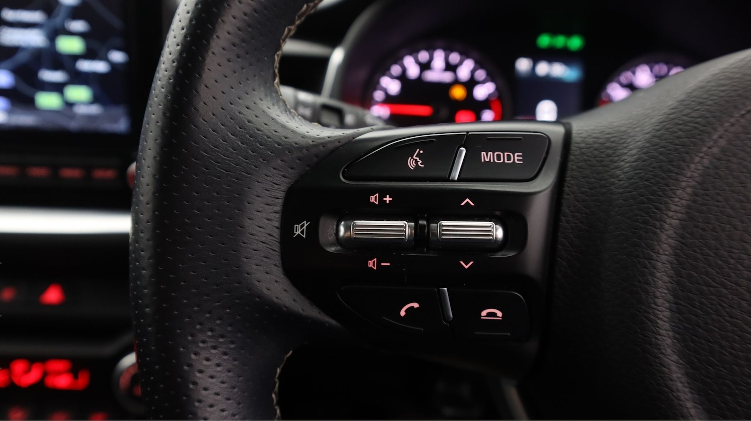 Used Kia Stonic for sale - 78112360: Photo 21