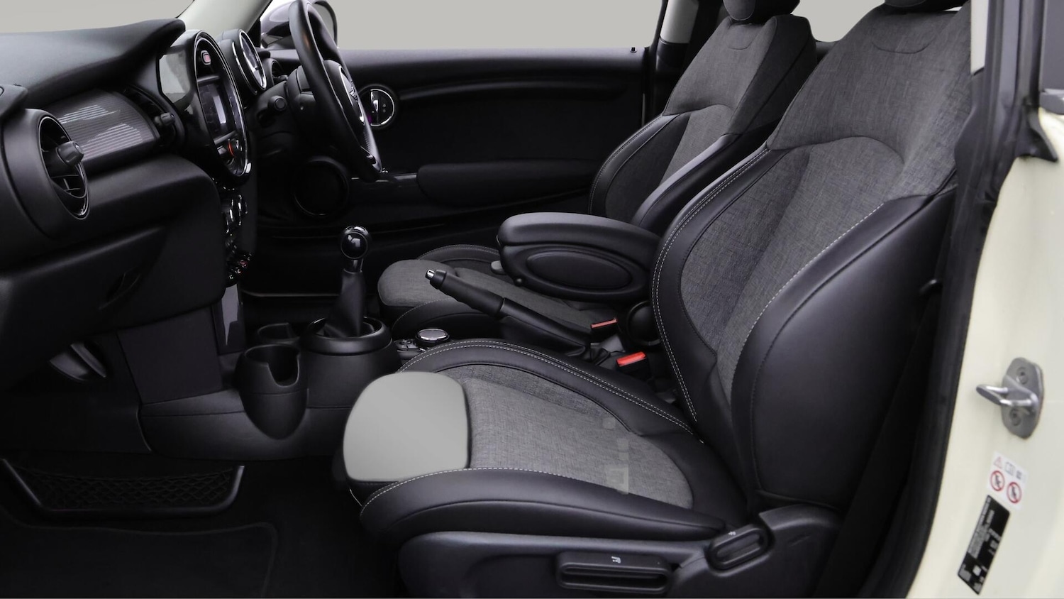 Used MINI Hatch 2018 for sale - 76432493: Photo 15