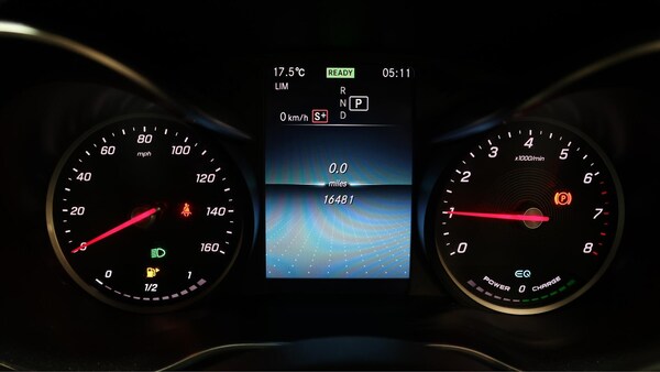 Used Mercedes-Benz C-Class 2020 for sale - 76189181: Photo 11