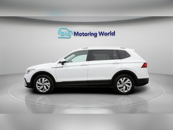 Used Volkswagen Tiguan Allspace 2023 for sale - 78328937: Photo